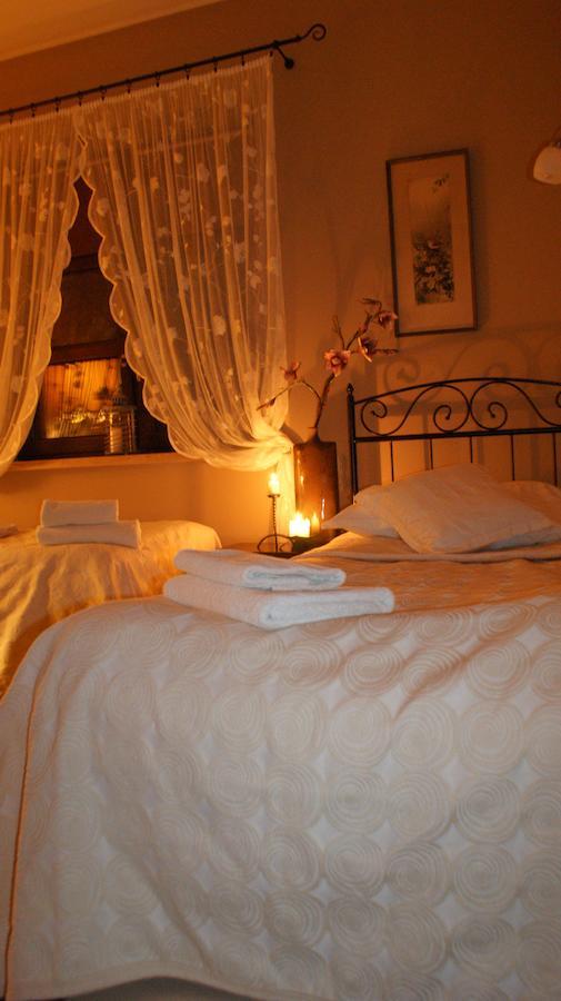 Woda Na Mlyn Gosciniec Dla Przyjaciol 2 Sp Z Oo Wacmerek Room photo